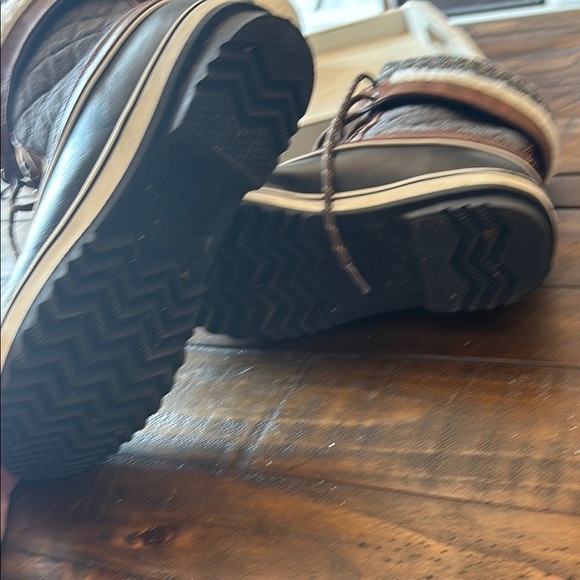 3M Thinsulate Women's Ankle Boots - Black and Brown - Picture 7 of 12